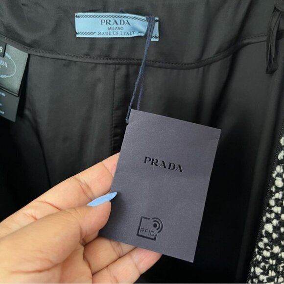 Prada Milano, Women's Wool Blend Tweed Pencil Skirt - Black/White. Size:38. NWT. - Picture 5 of 16